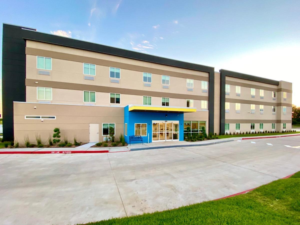 Days By Wyndham West I-10 Walden Hotel 2*